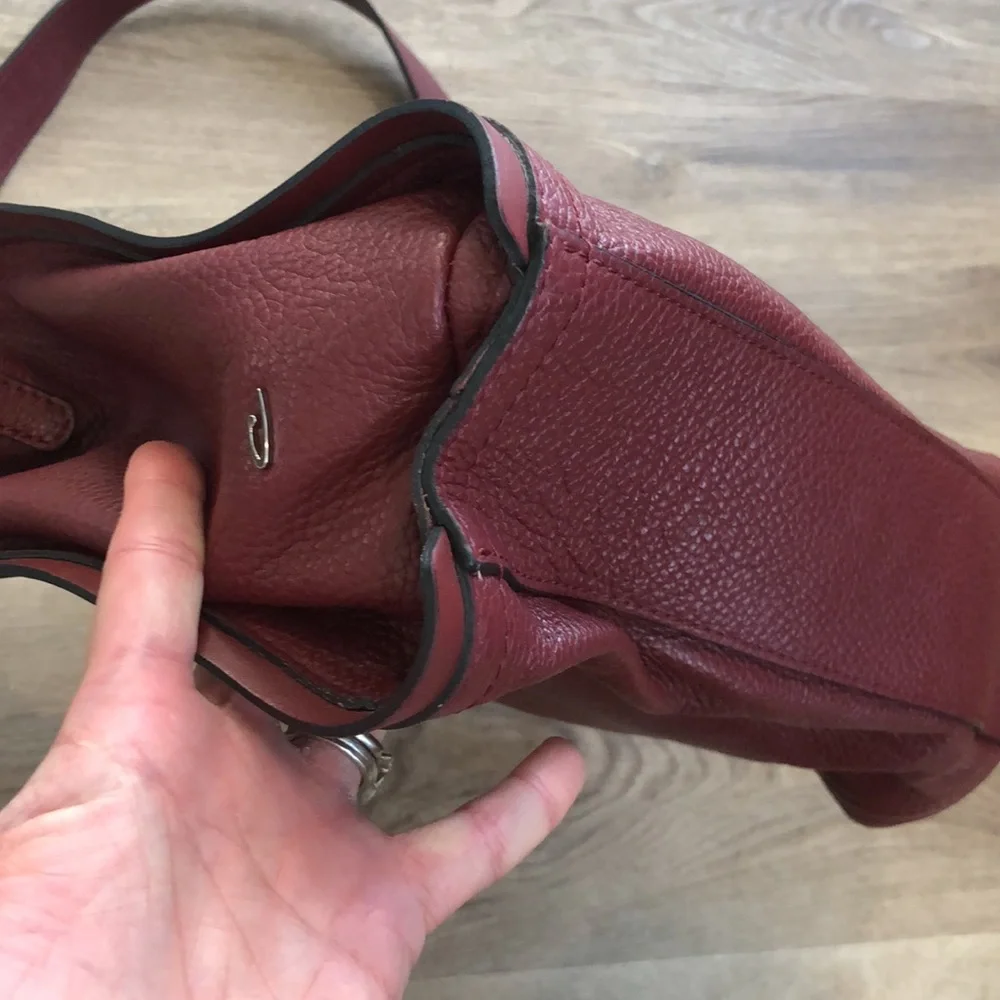 Gianni Chiarini Leather Made in Italy Bag - Picture 10 of 17